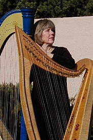Donese Mayfield: folk harp