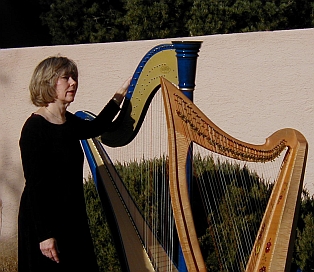 Donese Mayfield: folk harp